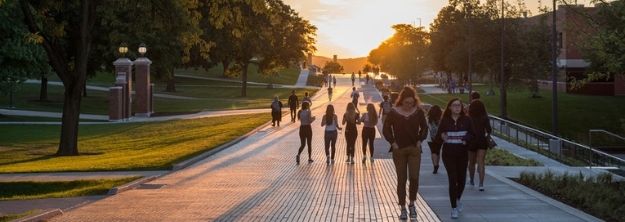 Einhorn Walkway with students